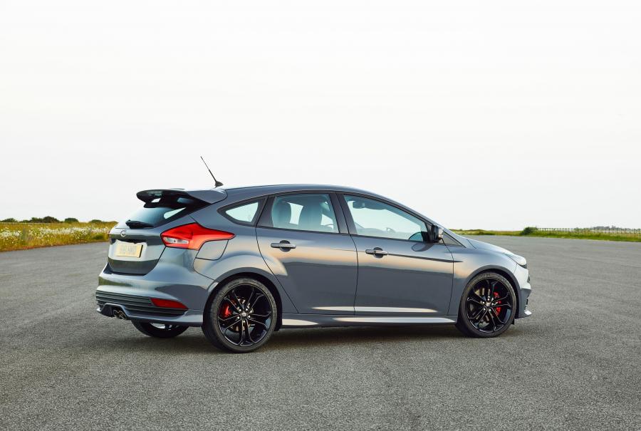  Ford Focus ST 2014 года  (фото 27 из 60)